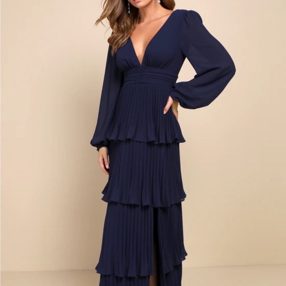 Lulu's Navy Long Sleeve Tiered Dress